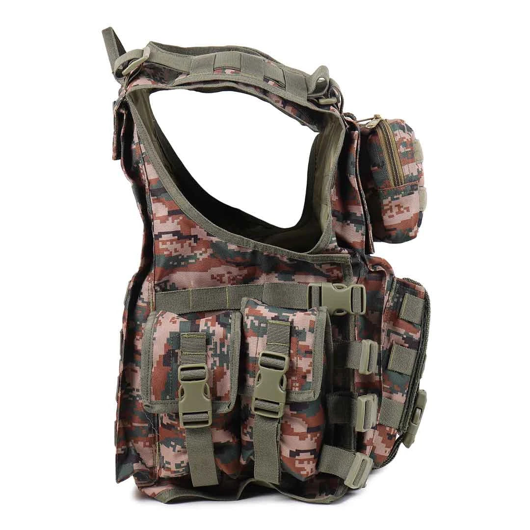 Quick-release shoulder buckle on tactical vest
